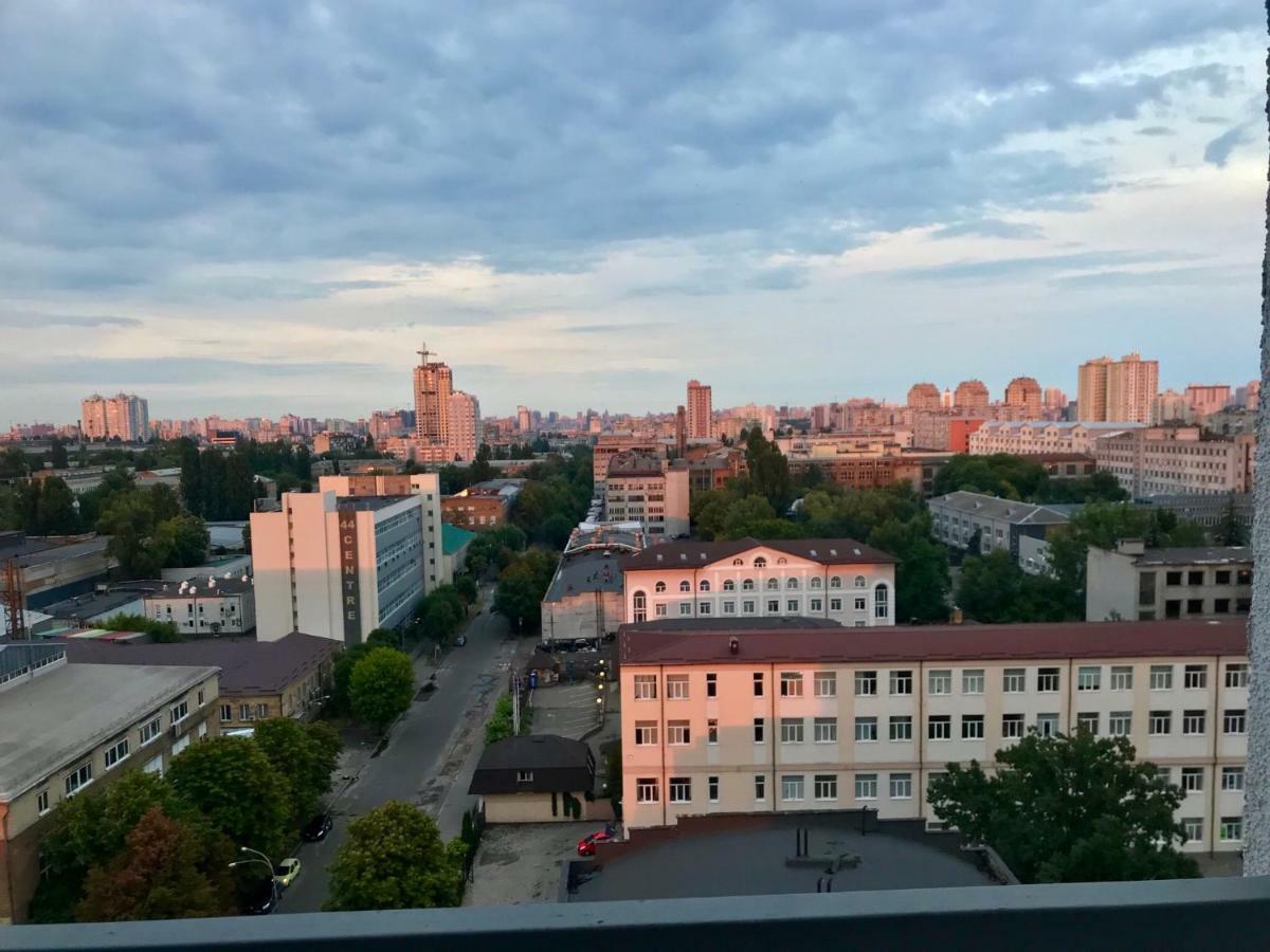 My Smartapart Hotel Today Kijev Kültér fotó